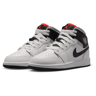 Jordan AJ 1 Mid