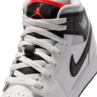 Jordan AJ 1 Mid
