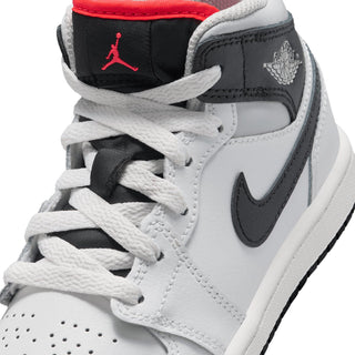 Jordan AJ 1 Mid