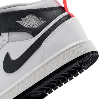 Jordan AJ 1 Mid