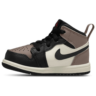 Jordan AJ 1 Mid