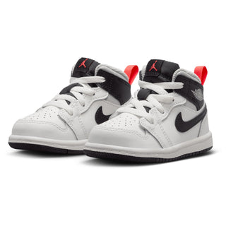 Jordan AJ 1 Mid