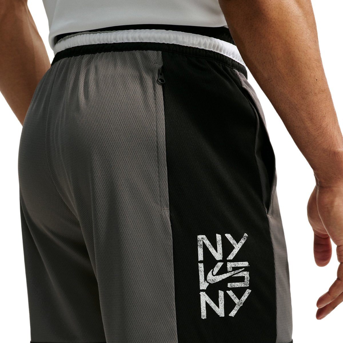 Nike Dri-FIT 8" Shorts