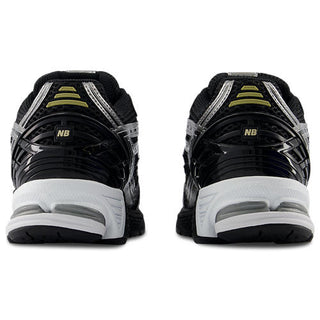 New Balance 1906R