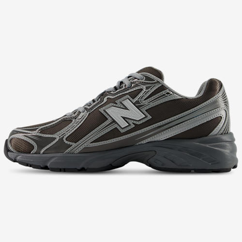 New Balance 740