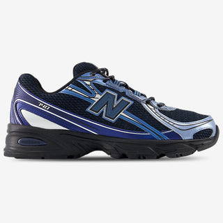 New Balance 740