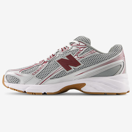 New Balance 740