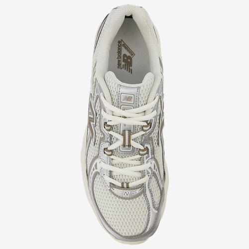 New Balance 740