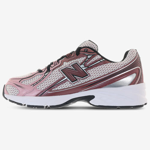 New Balance 740