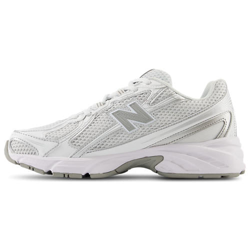 New Balance 740