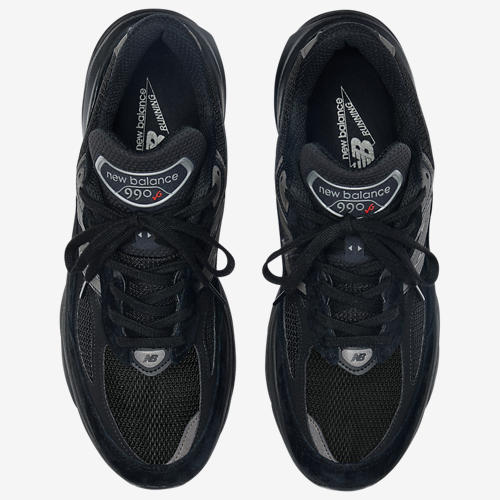 New Balance 990 V6