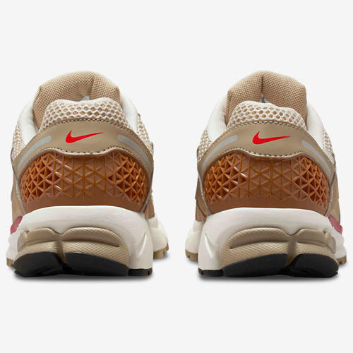 Nike Vomero 5
