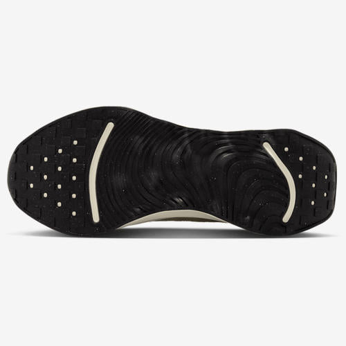 Nike Escape Momentum