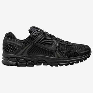 Nike Vomero 5