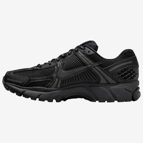 Nike Vomero 5