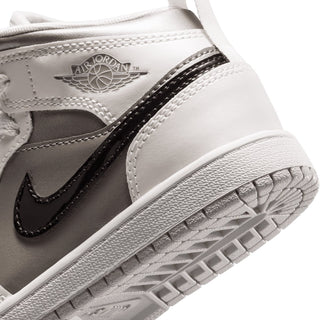 Jordan AJ 1 Mid SE Uni