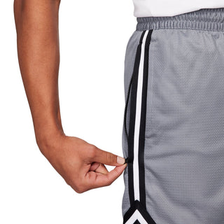 Nike Dri-FIT DNA 6" Shorts