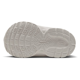 Nike V5 RNR Lace NA18