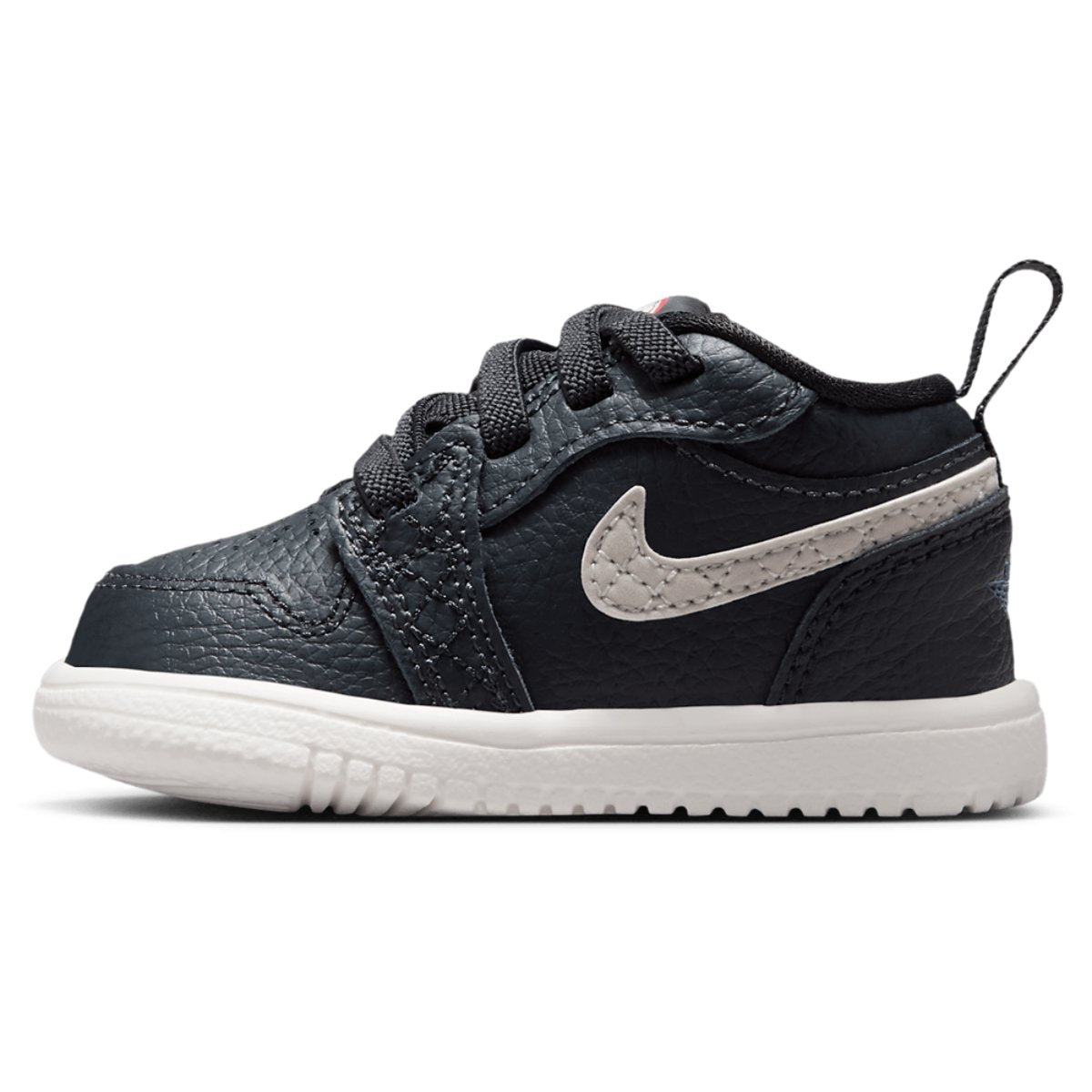 Jordan 1 Low Alt SE