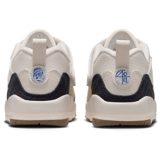 Jordan Spizike Low FC