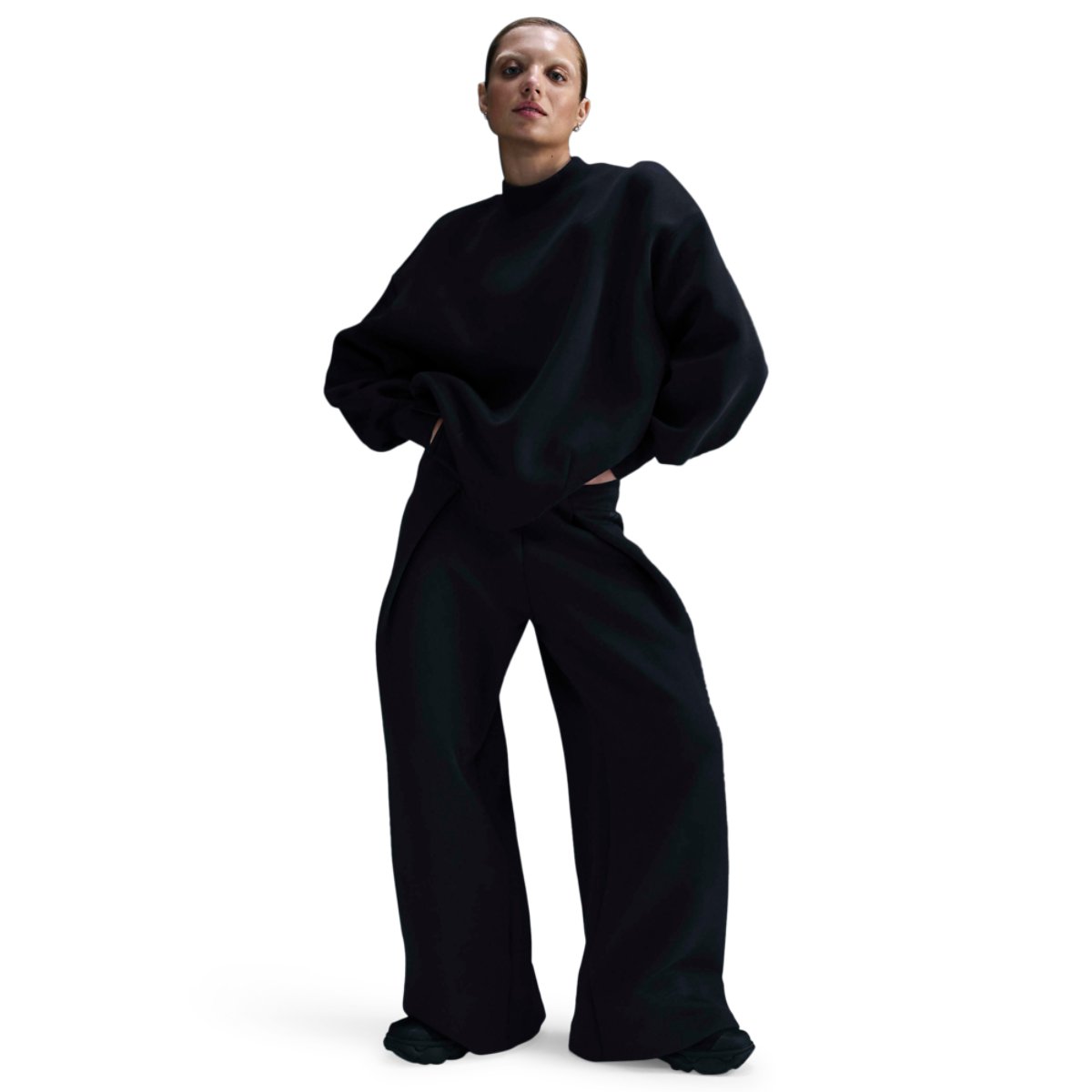 Nike Tech Fleece Oversized Crew