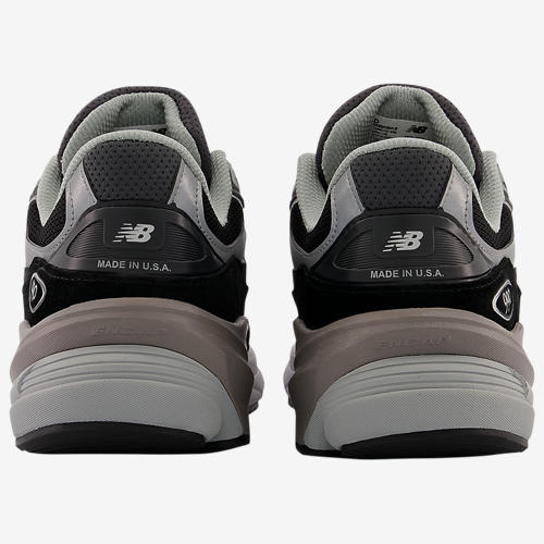 New Balance 990 V6